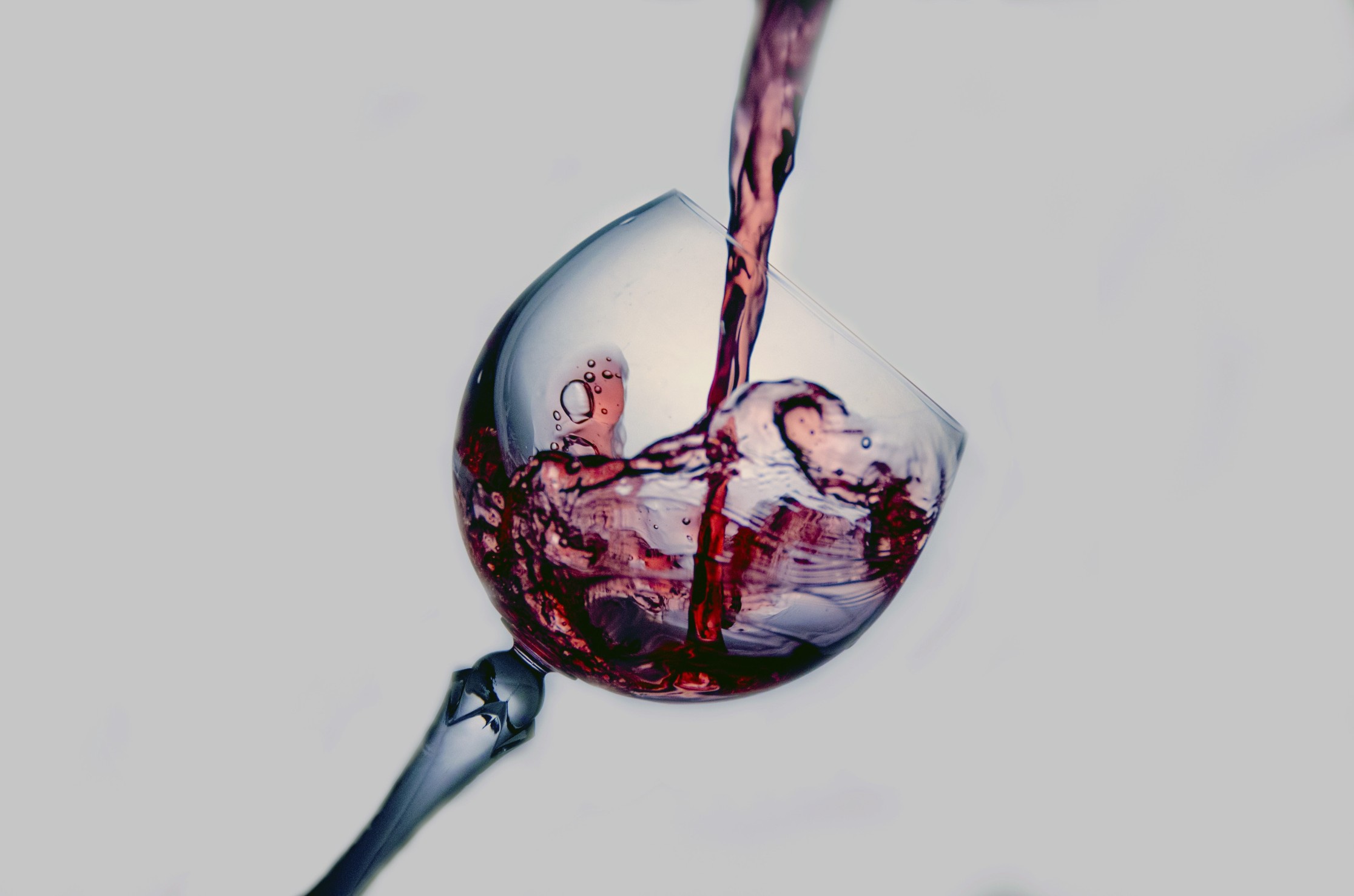 Cata de los mejores vinos: Apreciando aromas y sabores únicos
